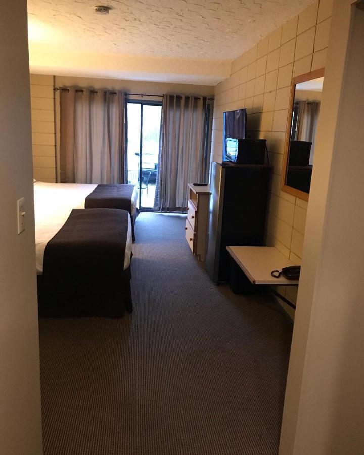 Airport Inn 포트 하디 외부 사진